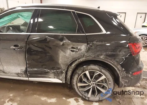 2021 Audi Q5 Premium Plus 45 Tfsi Quattro S Tronic z USA, uszkodzony, nr VIN WA1BAAFY8M2128905